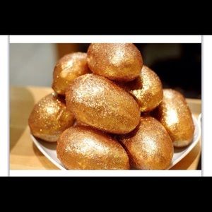 Lush Golden Egg Bath bombs melt